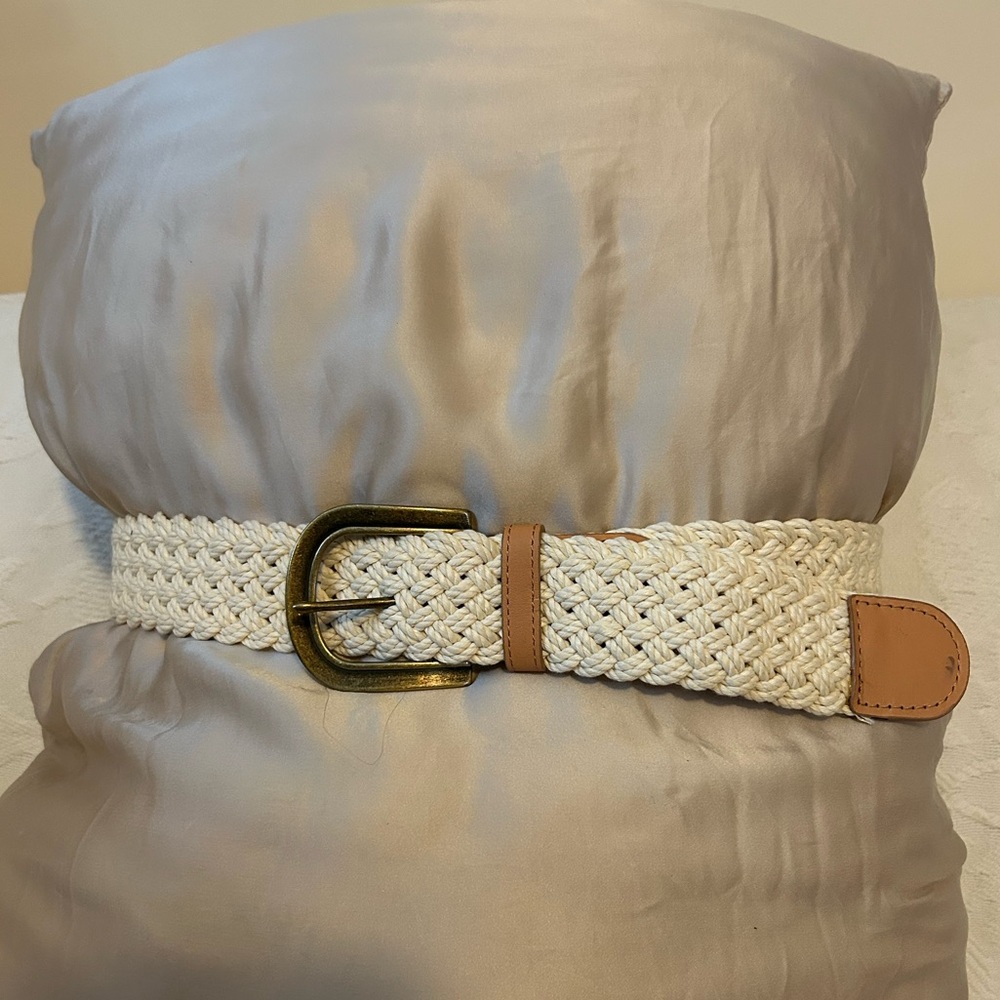 Macrame style Cream Woven Belt with Light Brown Leather Trim and Metal Buckle